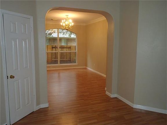 5th image of 8711 Sea Ash Cir