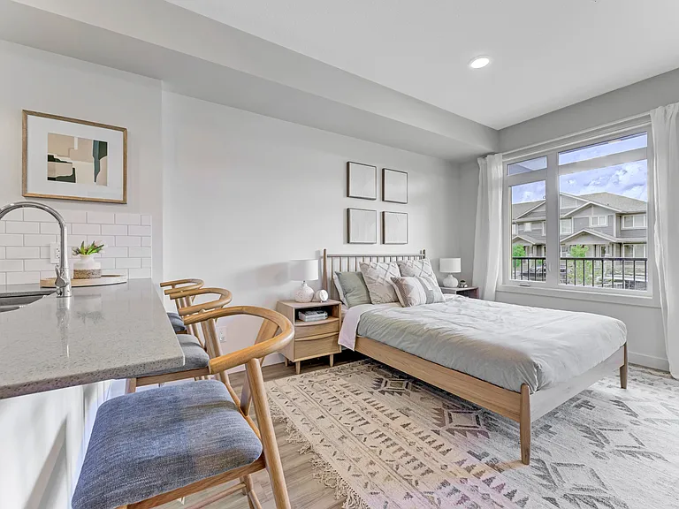 5394 Admiral Girouard St NW — Photo 28