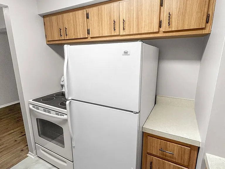 5085 Sanlin Dr — Photo 12