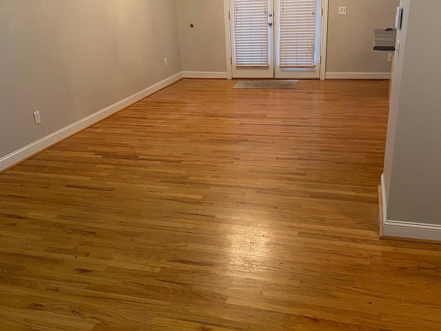 2 bed, 2.5 bath, 1284 sqft, $2,600 — Photo 4