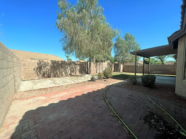 131 S Sean Dr — Photo 36