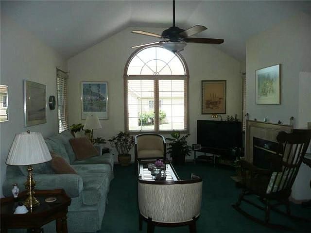 2nd image of 1559 Turnbury Ln