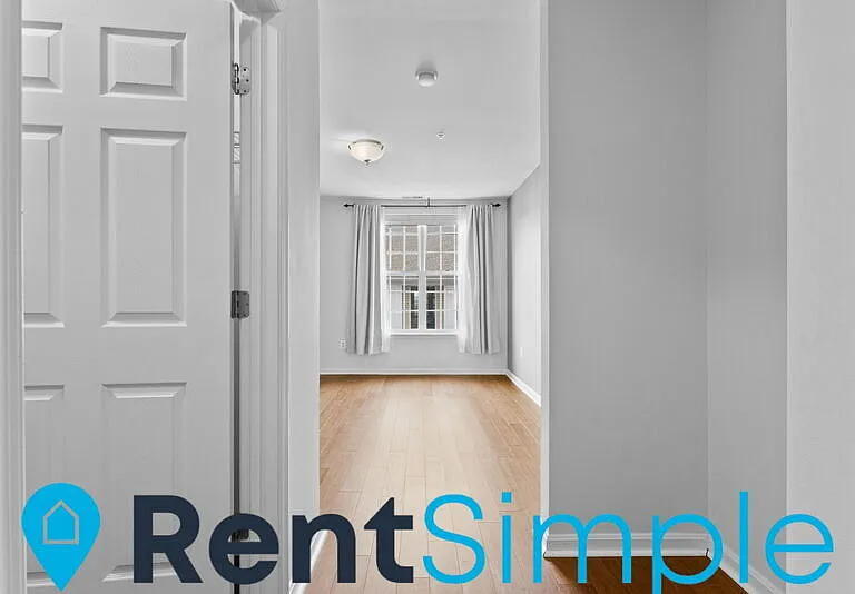 21210 McFadden Sq #402 — Photo 10
