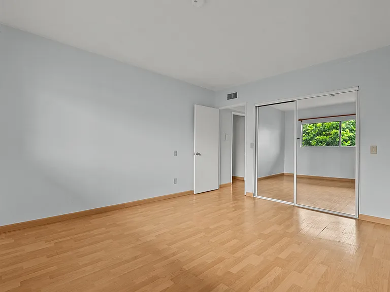 5055 Coldwater Canyon Ave #217 — Photo 26