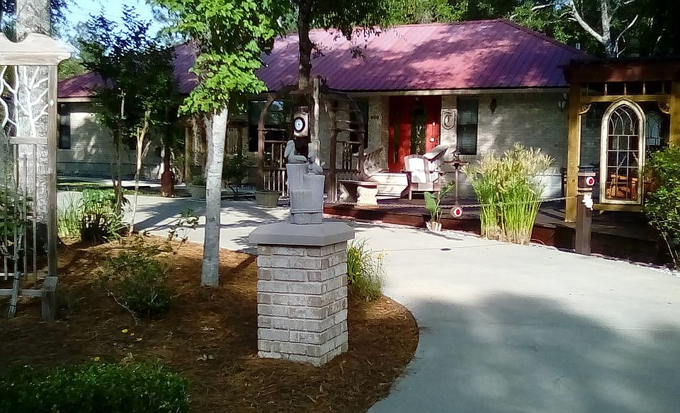 2nd image of 19 Holley King Rd