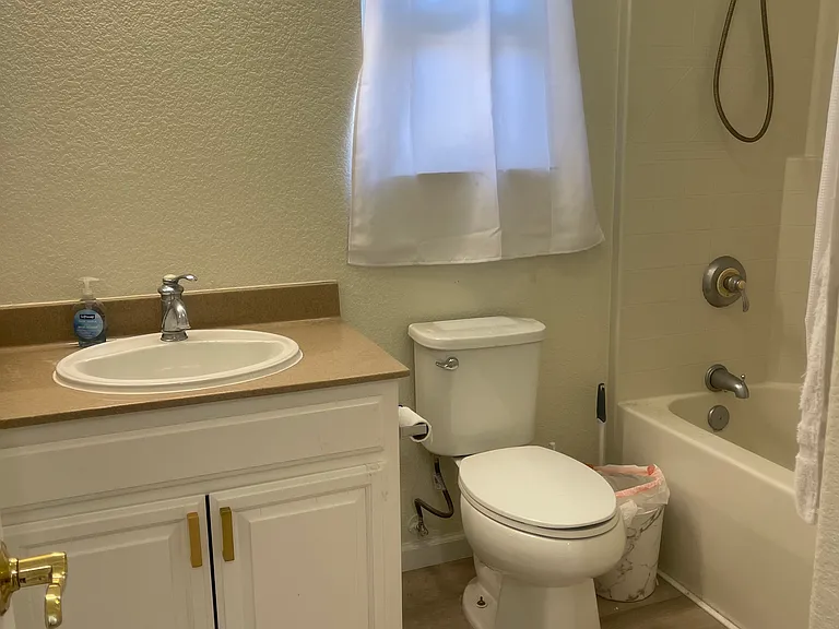 7323 Carter Ave — Photo 6