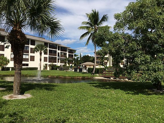 2nd image of 166 SE St. Lucie Blvd #D-303