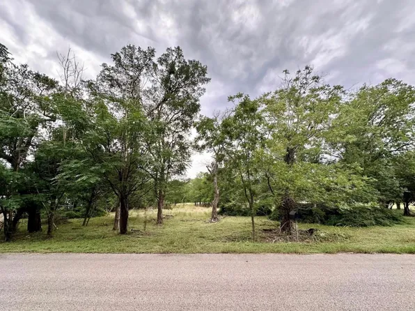 911 Penion Dr, Austin, TX 78748