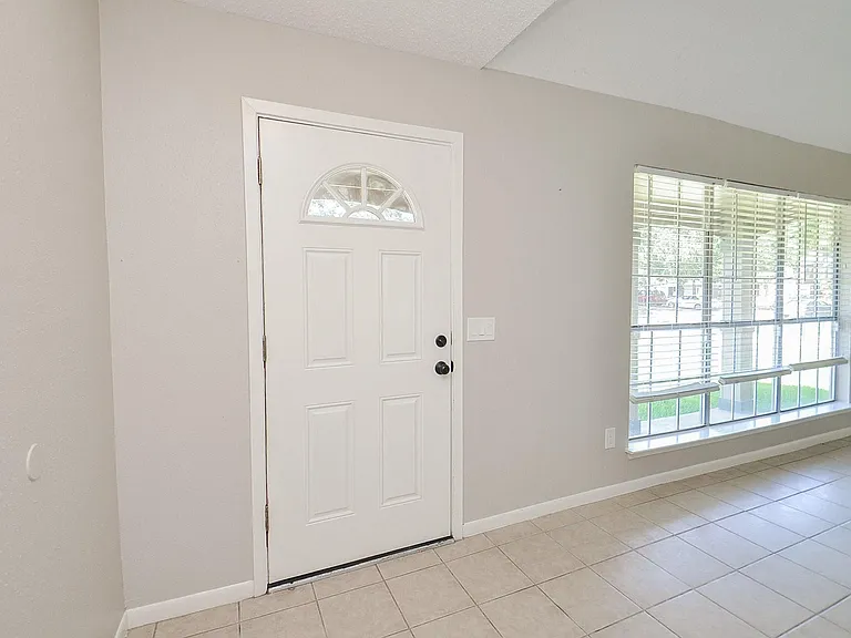 22630 Powell House Ln — Photo 3