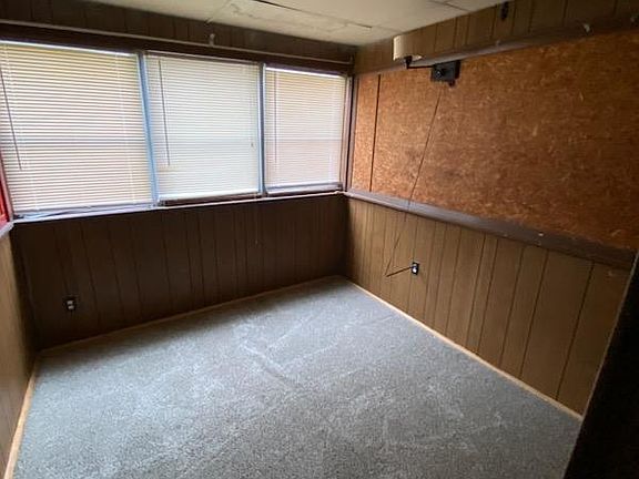 5th image of 2214 Portis Ave #A