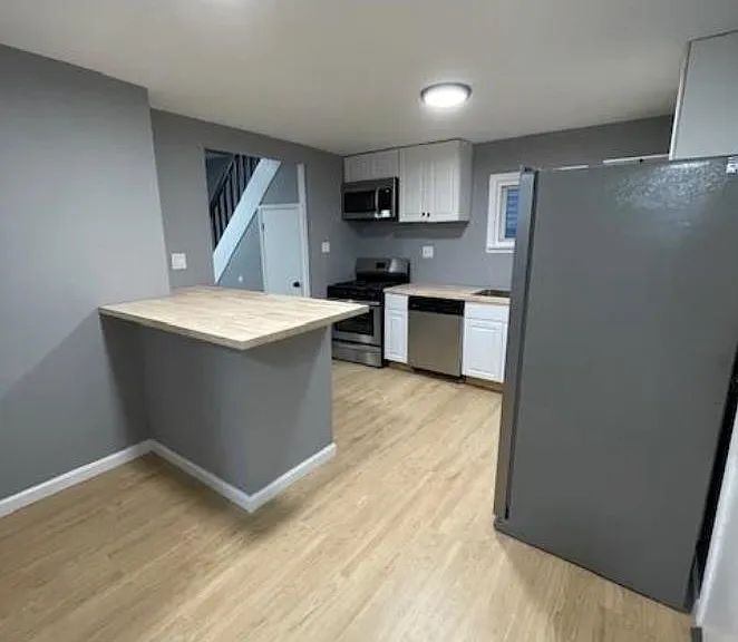 106 Sherman Ave #C — Photo 8