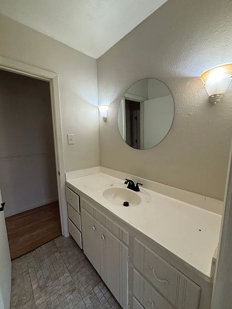 Shreveport Home — Photo 3