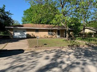 900 Elba St, Bowie, TX 76230