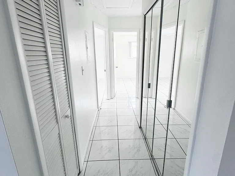 4167 White Pine Ave #4 — Photo 8