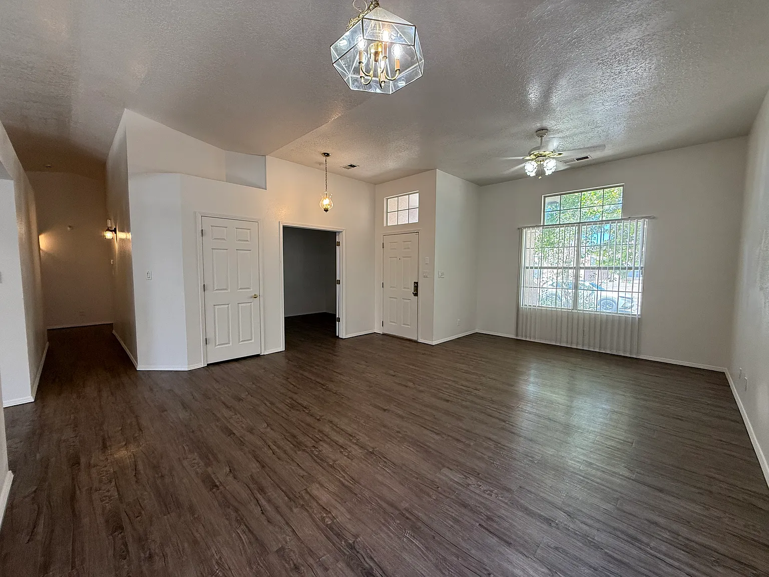 4 bed, 1850 sqft, $2,250 — Photo 3
