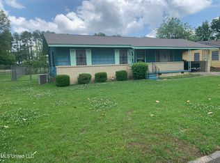 1360 Brinkley Dr, Jackson, MS 39213