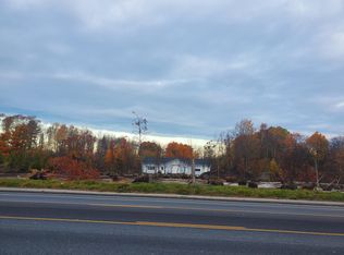 218-222 New County Rd, Thomaston, ME 04861