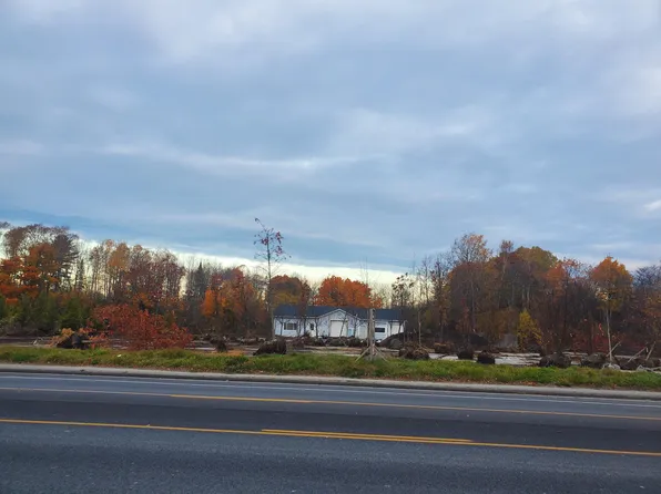 218-222 New County Road, Thomaston, ME 04861