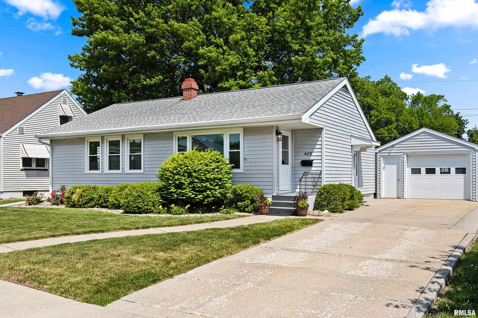409 E Harrison St photo 1