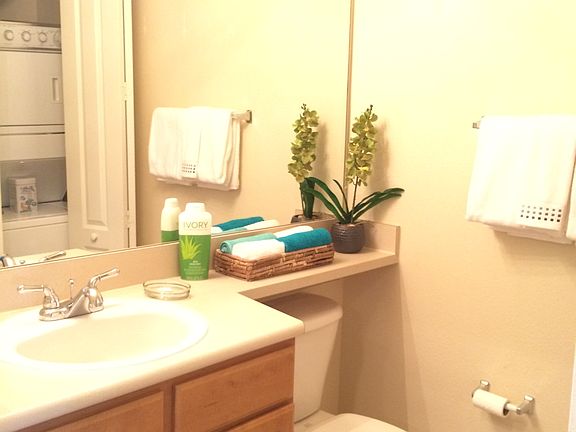 3rd image of 501 Mirasol Cir APT 503