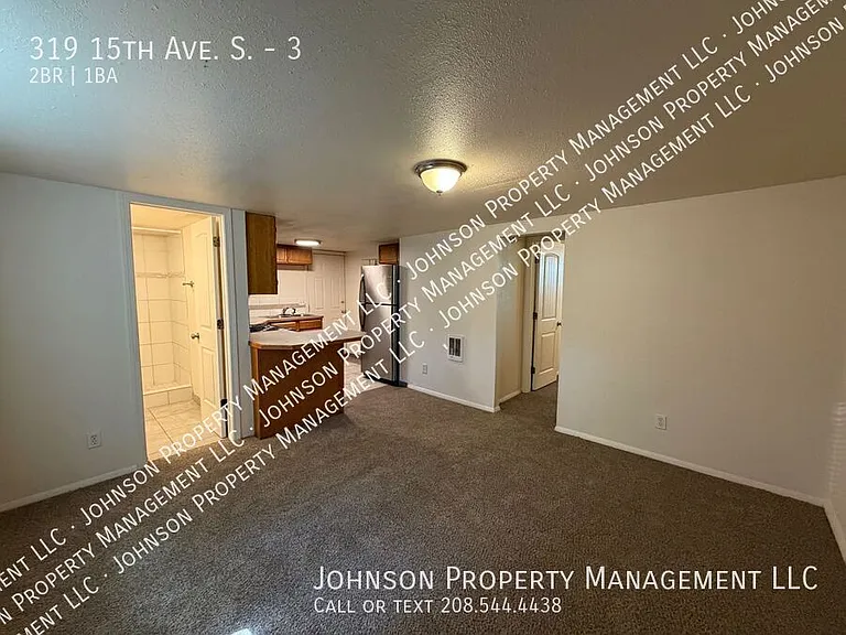 319 15th Ave S #3 — Photo 7