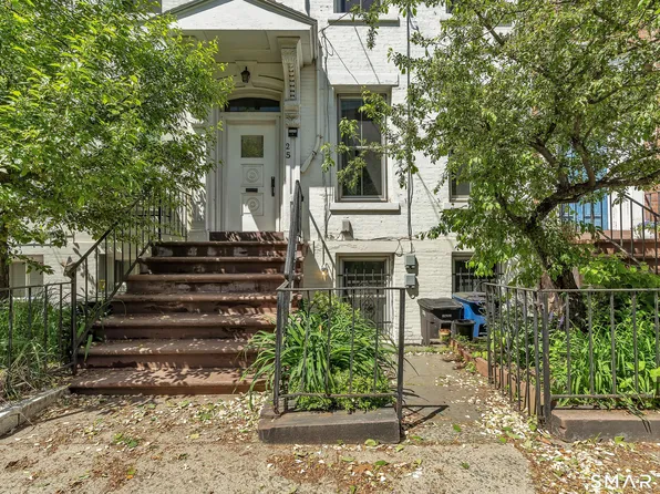 25 Court St #1, New Haven, CT 06511
