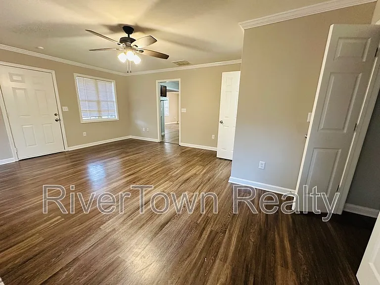 1223 Inman Cv — Photo 5