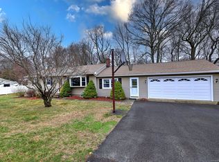 29 Rosebrook Rd, Milford, CT 06460