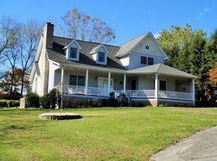 543 5th St, Newport, TN 37821