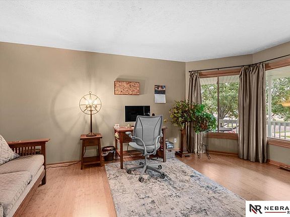 5th image of 501 N Polk Cir