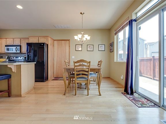 5th image of 716 LaGrande Boulevard