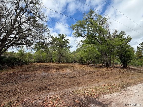3rd image of 11932 W Flaxen Dr
