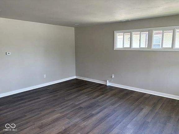 5th image of 320 N 7th Ave