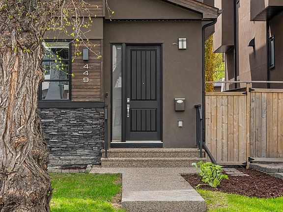 4th image of 449 N 28th Ave NW