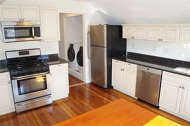 3 Guernsey St #3 — Photo 2