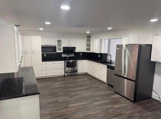 8421 Pioneer Rd, West Palm Beach, FL 33411
