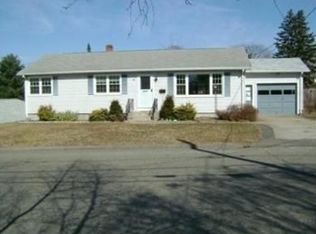 41 Rich St, Chicopee, MA 01020