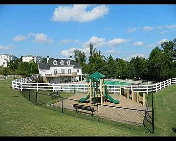 1921 Hoods Fort Cir NW — Photo 31