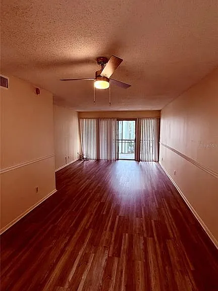 6519 W Newberry Rd #206 — Photo 3