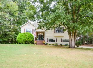 4041 Wedgefield Ct, Douglasville, GA 30135