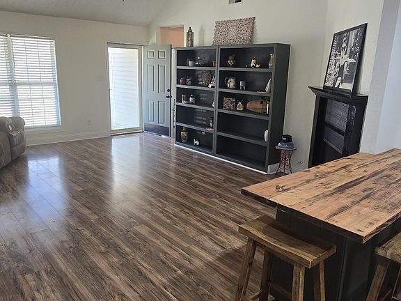 4th image of 462 Juno Bargerton Rd