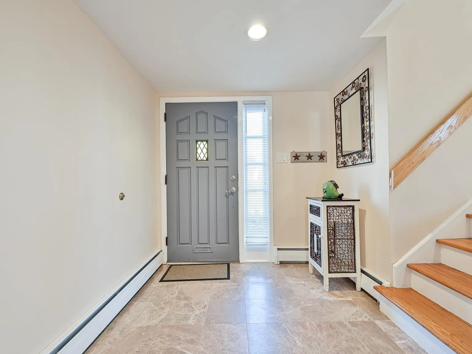 4 bed, 2.5 bath, $3,200 — Photo 4