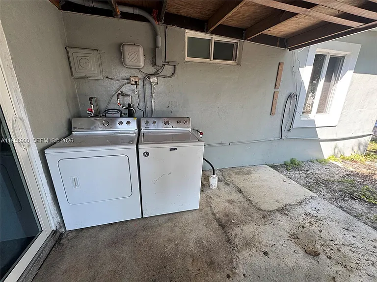 816 Beech Rd — Photo 16