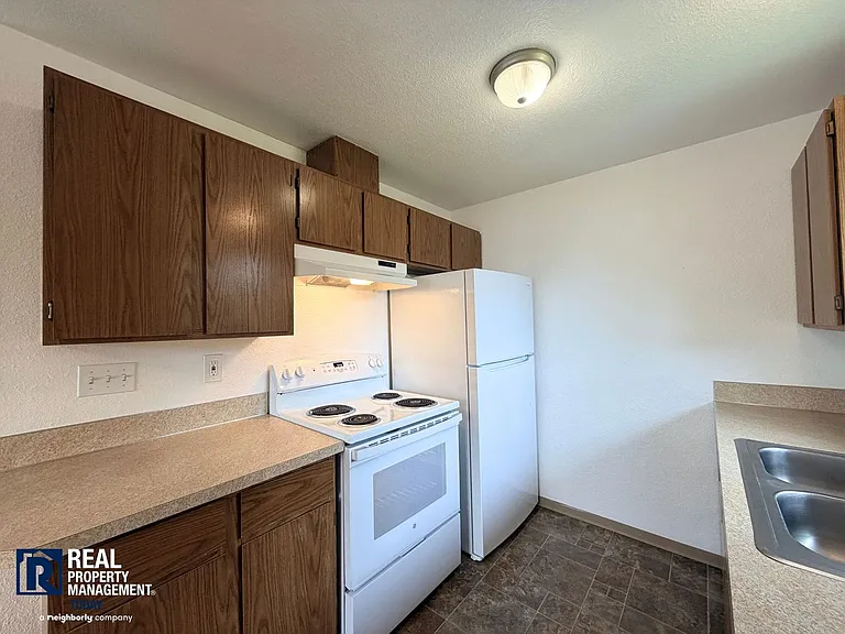 9002 154th Avenue Ct NW — Photo 8