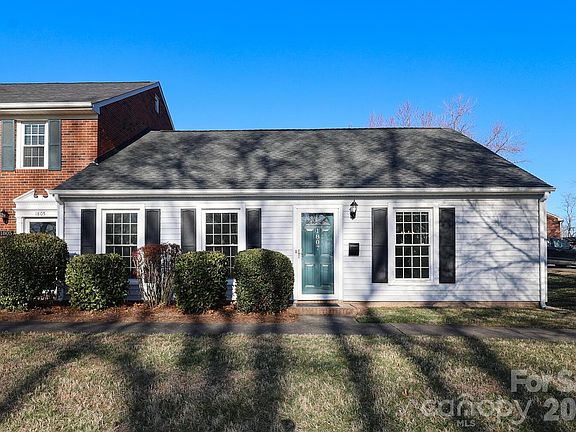 2nd image of 1807 Sabrina Ct