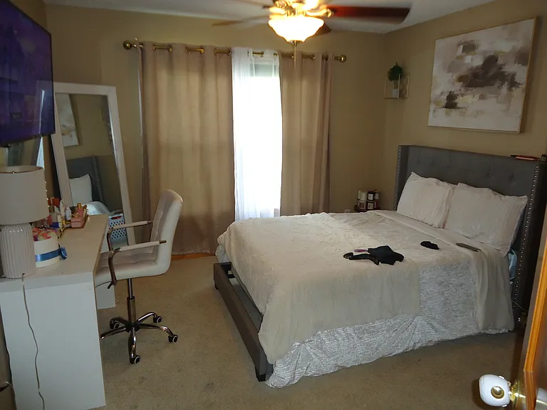 4599 Blaylock Cir — Photo 15