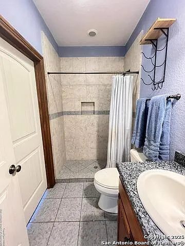 2264 Granada Hls — Photo 27