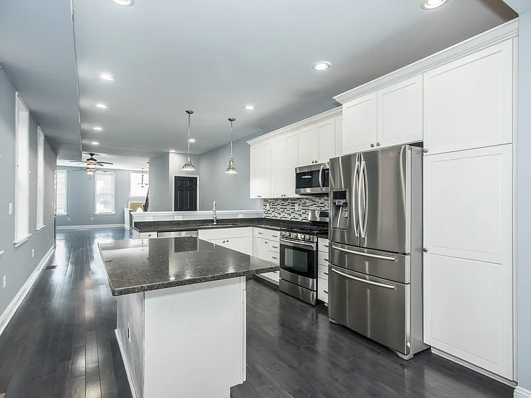 2316 E Lehigh Ave — Photo 14