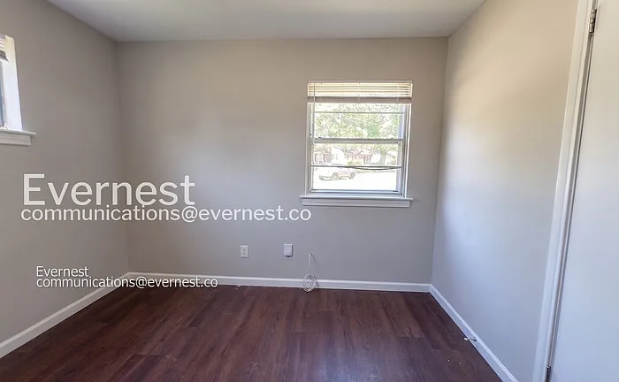 200 Woodward Dr — Photo 20