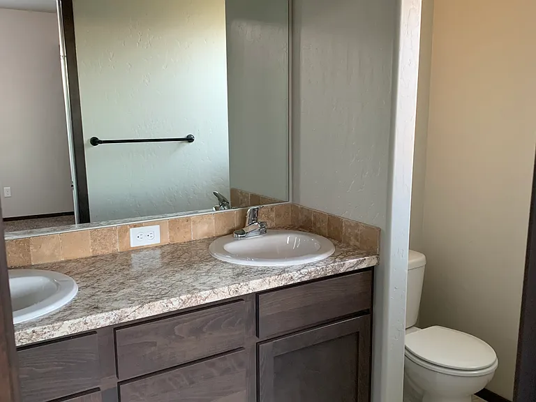 Columbia Villa & Cove — Photo 42